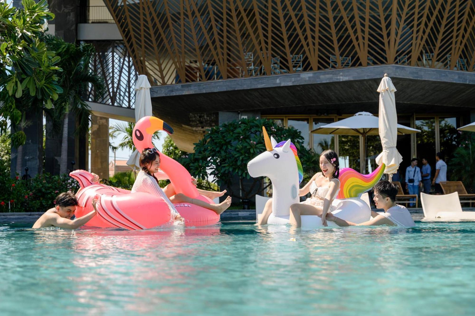เบลรีฟ ฮอยอัน โฮเทล แอนด์ สปา Hotel ภายนอก รูปภาพ